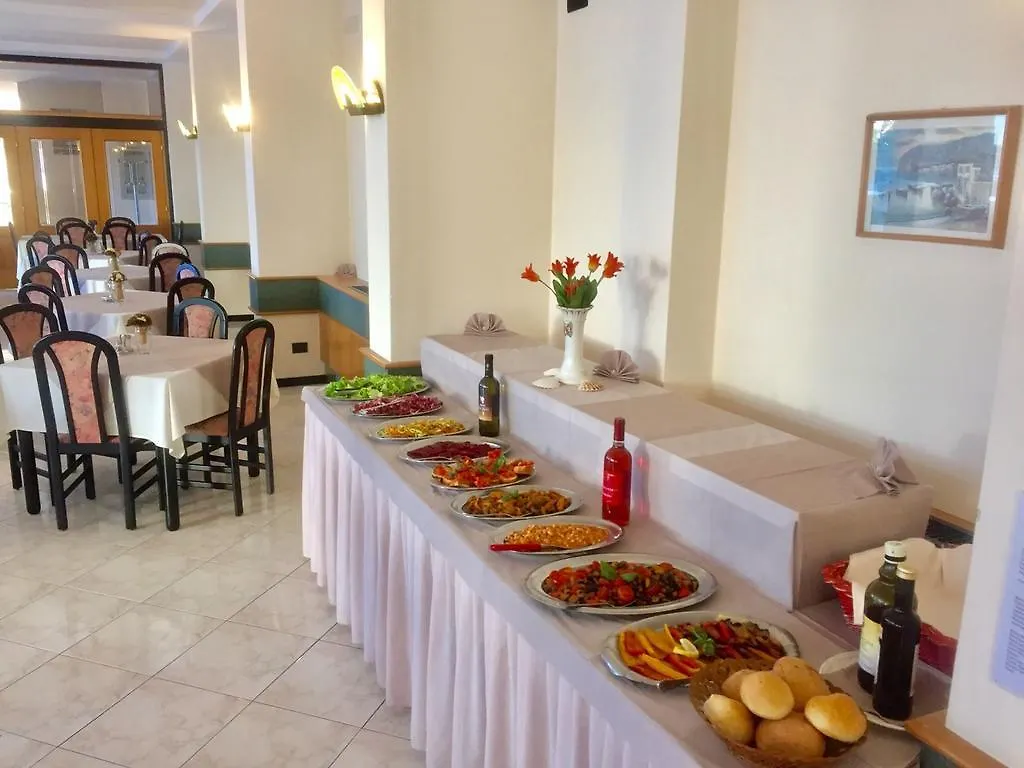 Hotel Lido Gargnano