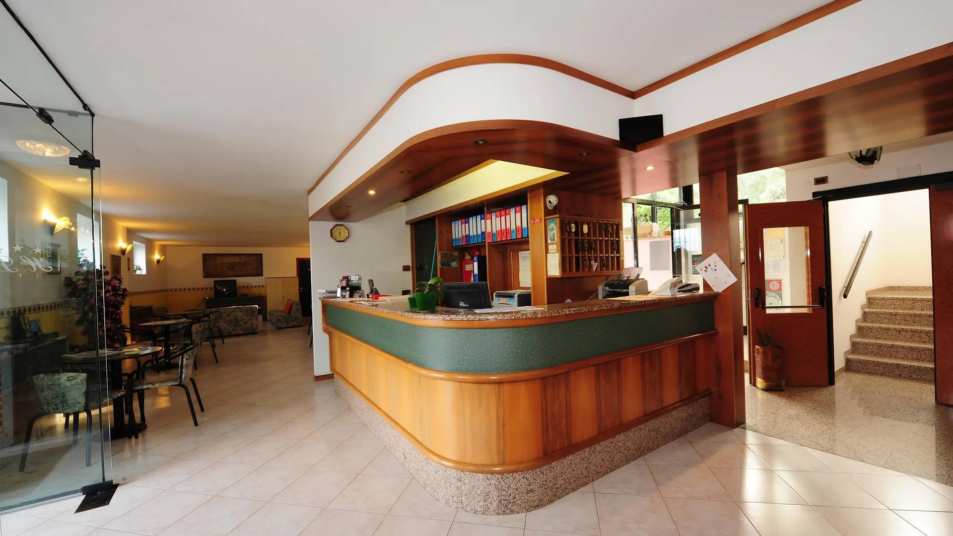 Hotel Lido Gargnano 3*,  Italië