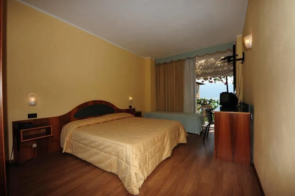 Hotel Lido Gargnano