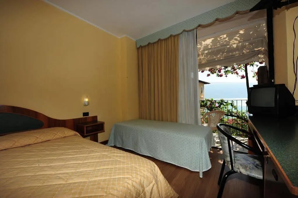 Hotel Lido Gargnano