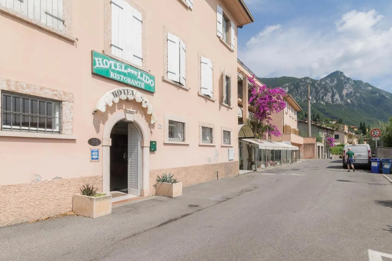 Hotel Lido Gargnano 3*,